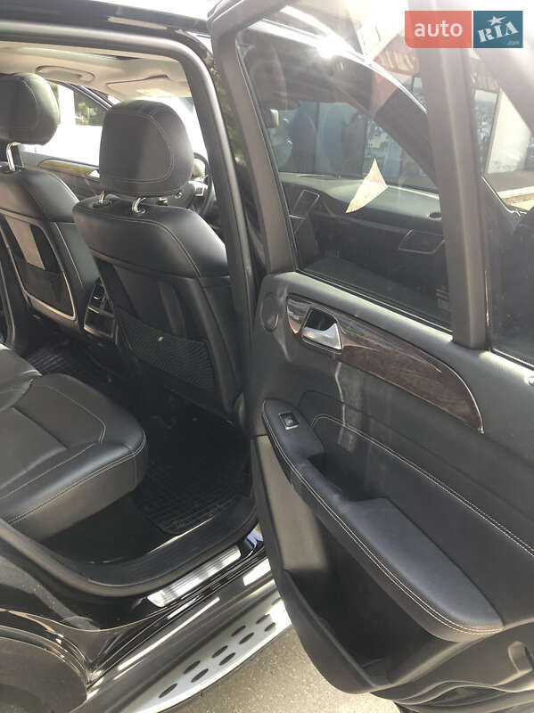 Внедорожник / Кроссовер Mercedes-Benz M-Class 2012 в Киеве фото 10 Внедорожник / Кроссовер Mercedes-Benz M-Class 2012 в Киеве