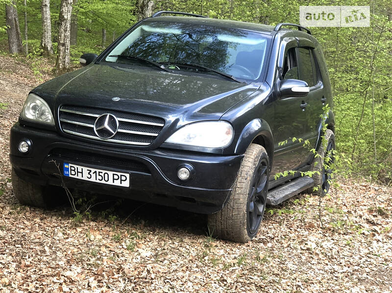 Внедорожник / Кроссовер Mercedes-Benz M-Class 2002 в Киеве