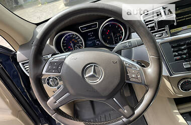 Позашляховик / Кросовер Mercedes-Benz M-Class 2012 в Дніпрі