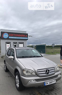 Внедорожник / Кроссовер Mercedes-Benz M-Class 2004 в Костополе