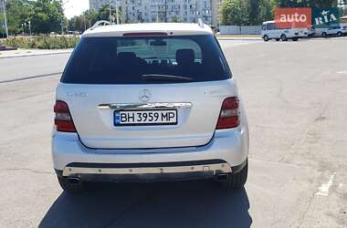 Внедорожник / Кроссовер Mercedes-Benz M-Class 2008 в 