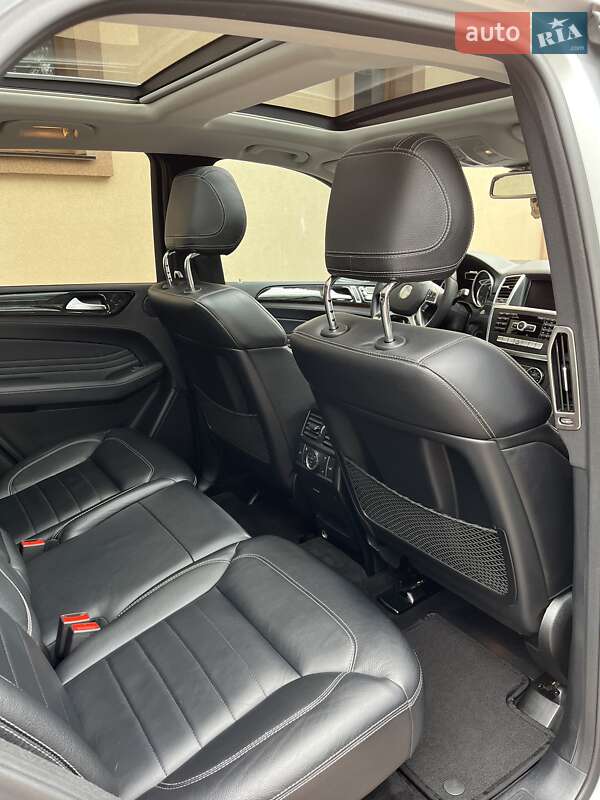 Внедорожник / Кроссовер Mercedes-Benz M-Class 2012 в Киеве