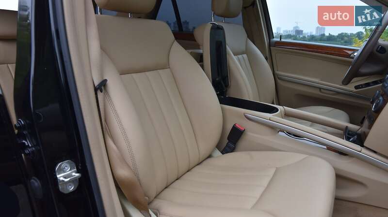 Внедорожник / Кроссовер Mercedes-Benz M-Class 2008 в Киеве