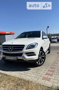 Позашляховик / Кросовер Mercedes-Benz M-Class 2012 в Мукачевому