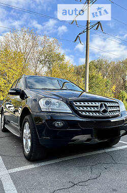 Внедорожник / Кроссовер Mercedes-Benz M-Class 2007 в Днепре