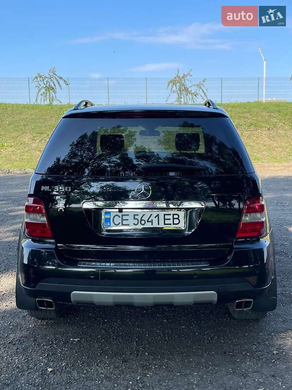 Внедорожник / Кроссовер Mercedes-Benz M-Class 2005 в Заставной