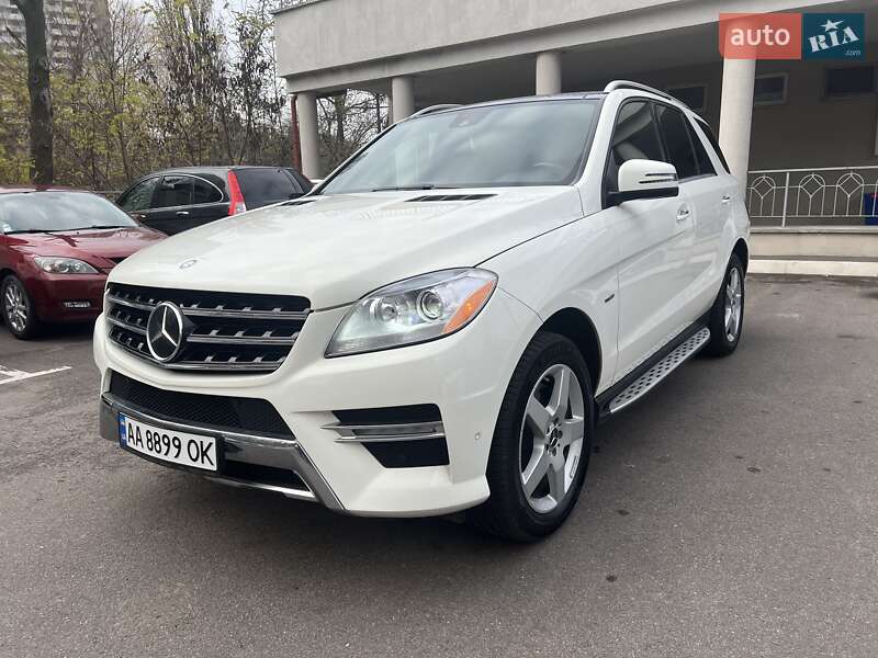 Внедорожник / Кроссовер Mercedes-Benz M-Class 2012 в Киеве
