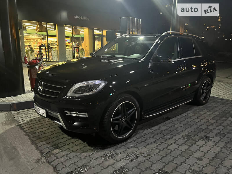 Внедорожник / Кроссовер Mercedes-Benz M-Class 2013 в Днепре фото Внедорожник / Кроссовер Mercedes-Benz M-Class 2013 в Днепре