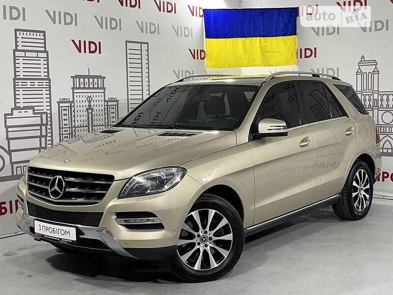 Внедорожник / Кроссовер Mercedes-Benz M-Class 2012 в Киеве