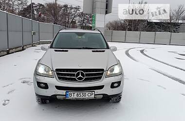 Внедорожник / Кроссовер Mercedes-Benz M-Class 2007 в 