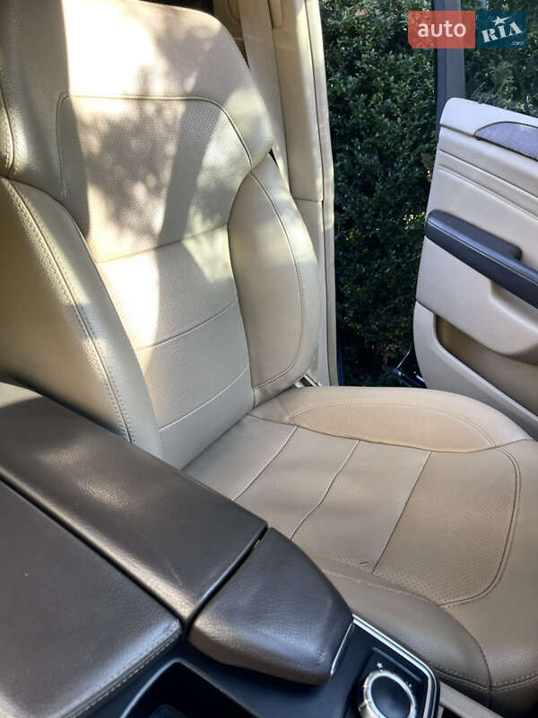 Внедорожник / Кроссовер Mercedes-Benz M-Class 2012 в Хмельнике