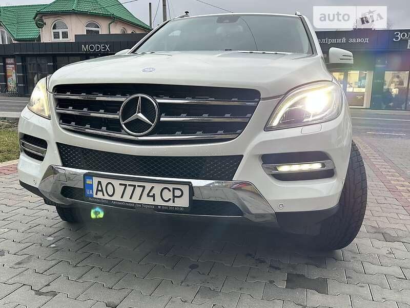 Внедорожник / Кроссовер Mercedes-Benz M-Class 2012 в Тячеве