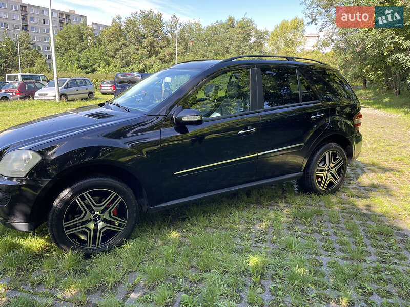 Внедорожник / Кроссовер Mercedes-Benz M-Class 2008 в Рожнятове