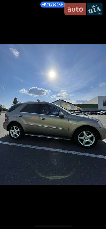 Внедорожник / Кроссовер Mercedes-Benz M-Class 2008 в Киеве