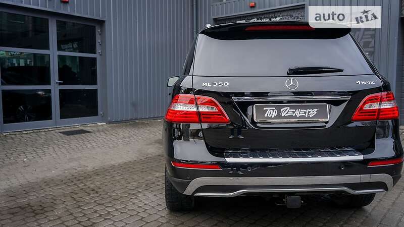 Внедорожник / Кроссовер Mercedes-Benz M-Class 2012 в Львове