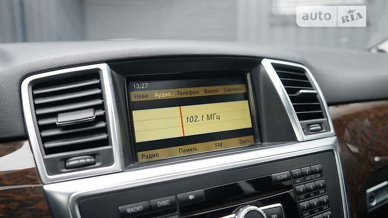 Внедорожник / Кроссовер Mercedes-Benz M-Class 2012 в Львове