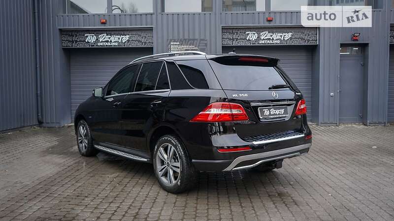 Внедорожник / Кроссовер Mercedes-Benz M-Class 2012 в Львове