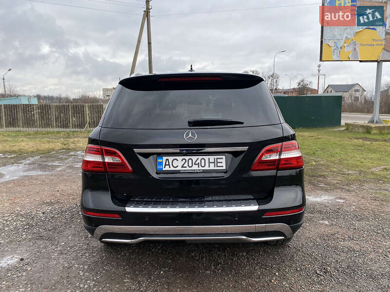 Внедорожник / Кроссовер Mercedes-Benz M-Class 2011 в Владимире