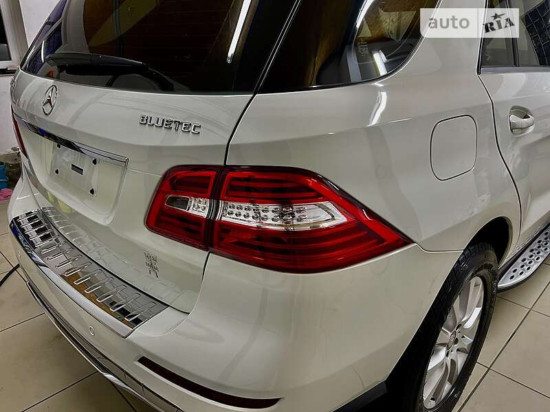 Внедорожник / Кроссовер Mercedes-Benz M-Class 2012 в Тячеве