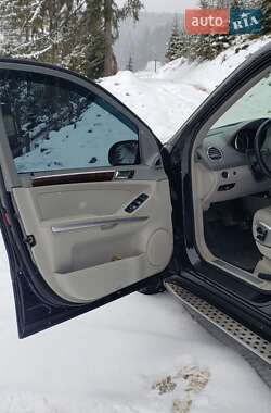 Внедорожник / Кроссовер Mercedes-Benz M-Class 2006 в 
