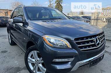 Внедорожник / Кроссовер Mercedes-Benz M-Class 2012 в 