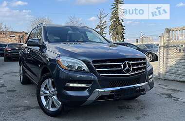 Внедорожник / Кроссовер Mercedes-Benz M-Class 2012 в 