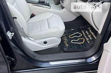 Внедорожник / Кроссовер Mercedes-Benz M-Class 2012 в 
