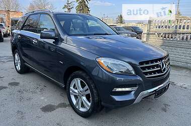 Внедорожник / Кроссовер Mercedes-Benz M-Class 2012 в 