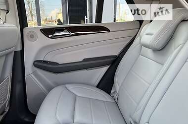 Внедорожник / Кроссовер Mercedes-Benz M-Class 2012 в 