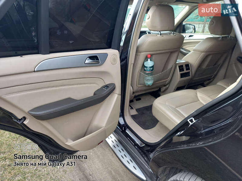 Внедорожник / Кроссовер Mercedes-Benz M-Class 2011 в Умани