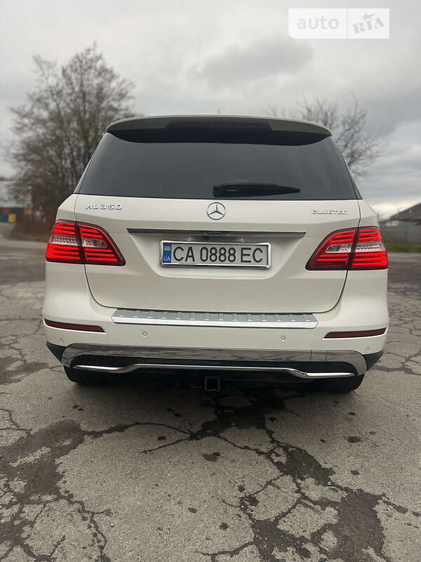 Позашляховик / Кросовер Mercedes-Benz M-Class 2013 в Звенигородці