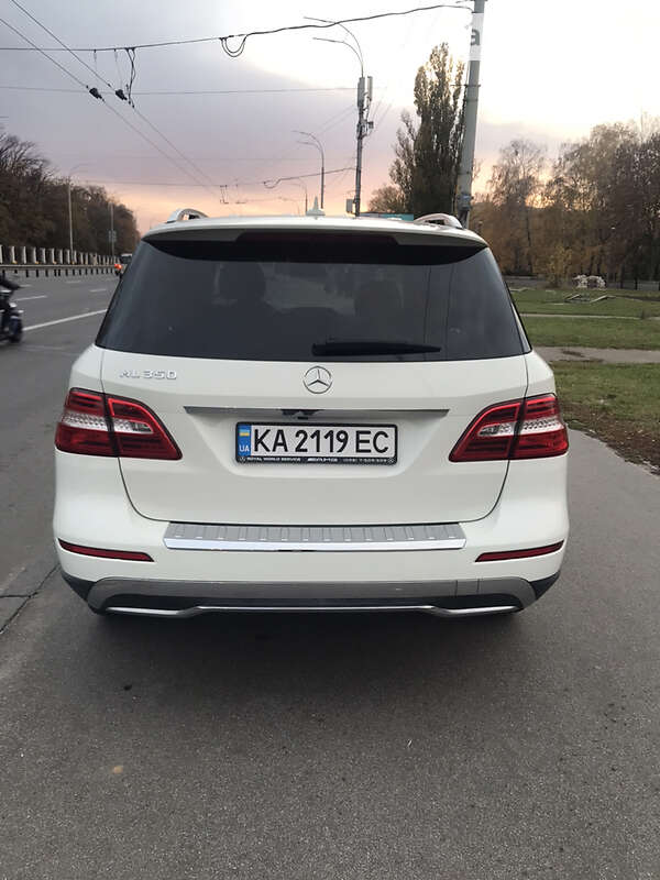 Внедорожник / Кроссовер Mercedes-Benz M-Class 2012 в Киеве