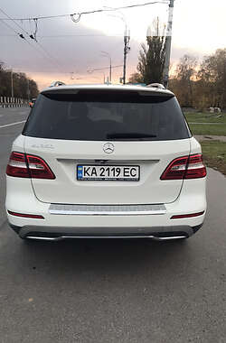 Позашляховик / Кросовер Mercedes-Benz M-Class 2012 в 