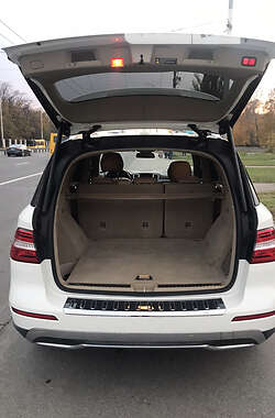 Позашляховик / Кросовер Mercedes-Benz M-Class 2012 в 