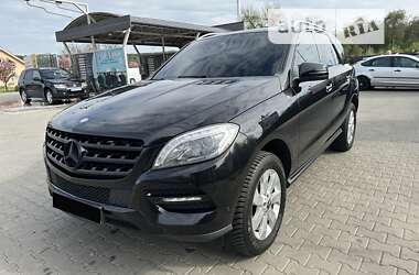 Внедорожник / Кроссовер Mercedes-Benz M-Class 2013 в Иршаве