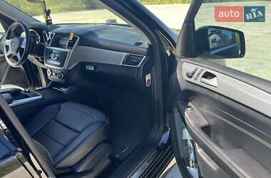 Позашляховик / Кросовер Mercedes-Benz M-Class 2015 в 