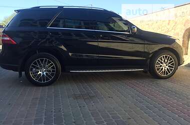 Внедорожник / Кроссовер Mercedes-Benz M-Class 2012 в 