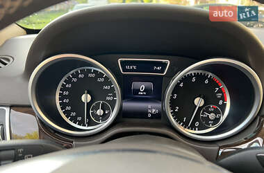 Внедорожник / Кроссовер Mercedes-Benz M-Class 2014 в 
