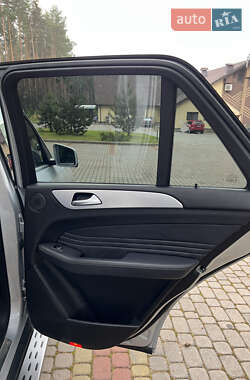 Внедорожник / Кроссовер Mercedes-Benz M-Class 2011 в 