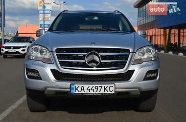 Внедорожник / Кроссовер Mercedes-Benz M-Class 2011 в 