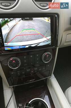 Внедорожник / Кроссовер Mercedes-Benz M-Class 2011 в 