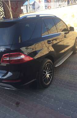 Внедорожник / Кроссовер Mercedes-Benz M-Class 2012 в 