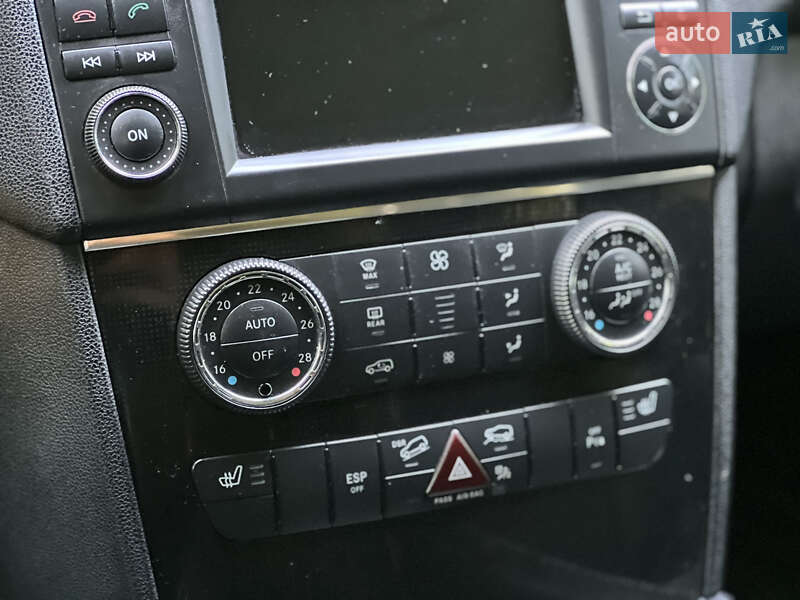 Внедорожник / Кроссовер Mercedes-Benz M-Class 2010 в Межгорье