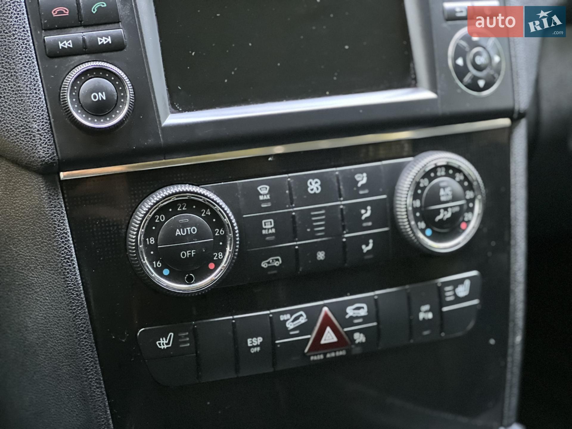 2010 Mercedes-Benz M-klasse - мініатюра 48