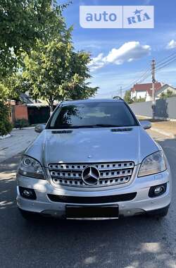 Внедорожник / Кроссовер Mercedes-Benz M-Class 2007 в Киеве