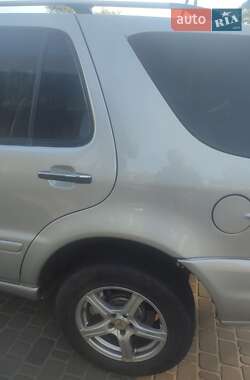 Внедорожник / Кроссовер Mercedes-Benz M-Class 2004 в Броварах