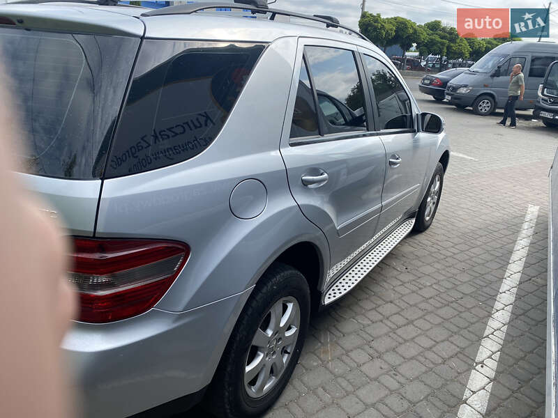 Внедорожник / Кроссовер Mercedes-Benz M-Class 2008 в Черновцах