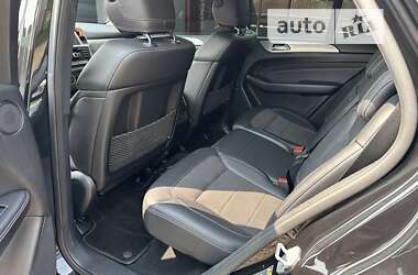 Внедорожник / Кроссовер Mercedes-Benz M-Class 2013 в 