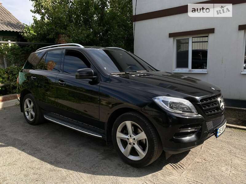 Внедорожник / Кроссовер Mercedes-Benz M-Class 2013 в Днепре