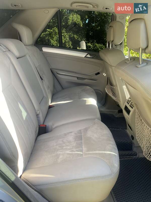 Внедорожник / Кроссовер Mercedes-Benz M-Class 2008 в Иршаве